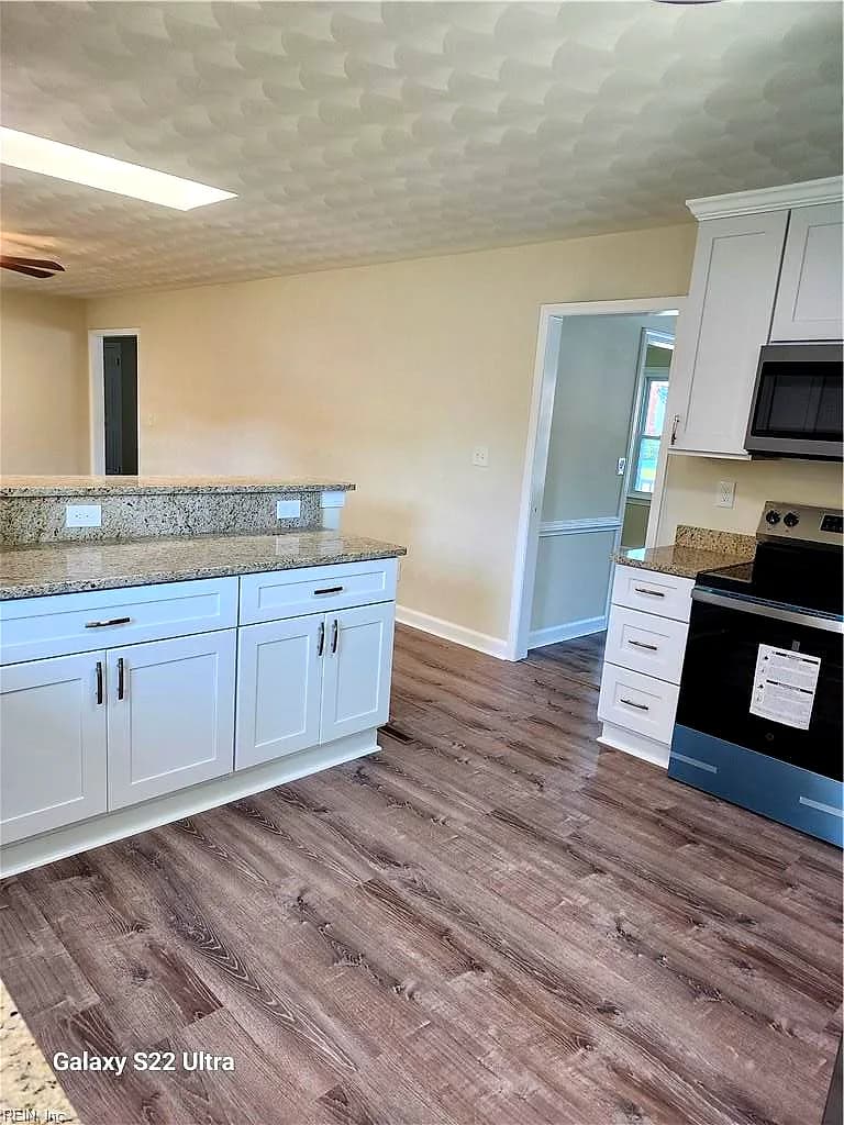 685 Lord Dunmore DR, VIRGINIA BEACH VA 23464 - Photo 4