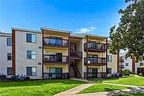 107 Davenport CT #2, HAMPTON VA 23666 - Photo 4
