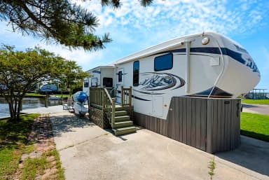 3665 Sandpiper Road RD #96, VIRGINIA BEACH VA 23456 thumb 1
