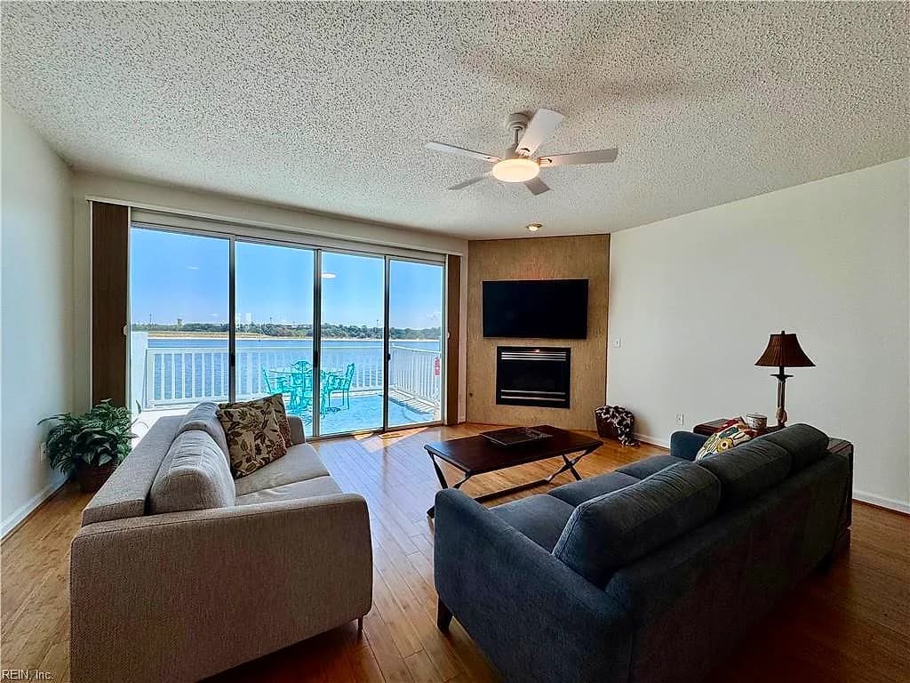 9508 Bay Front DR, NORFOLK VA 23518 thumb 10