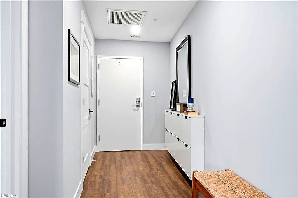 215 Brooke AVE #104, NORFOLK VA 23510 - Photo 4