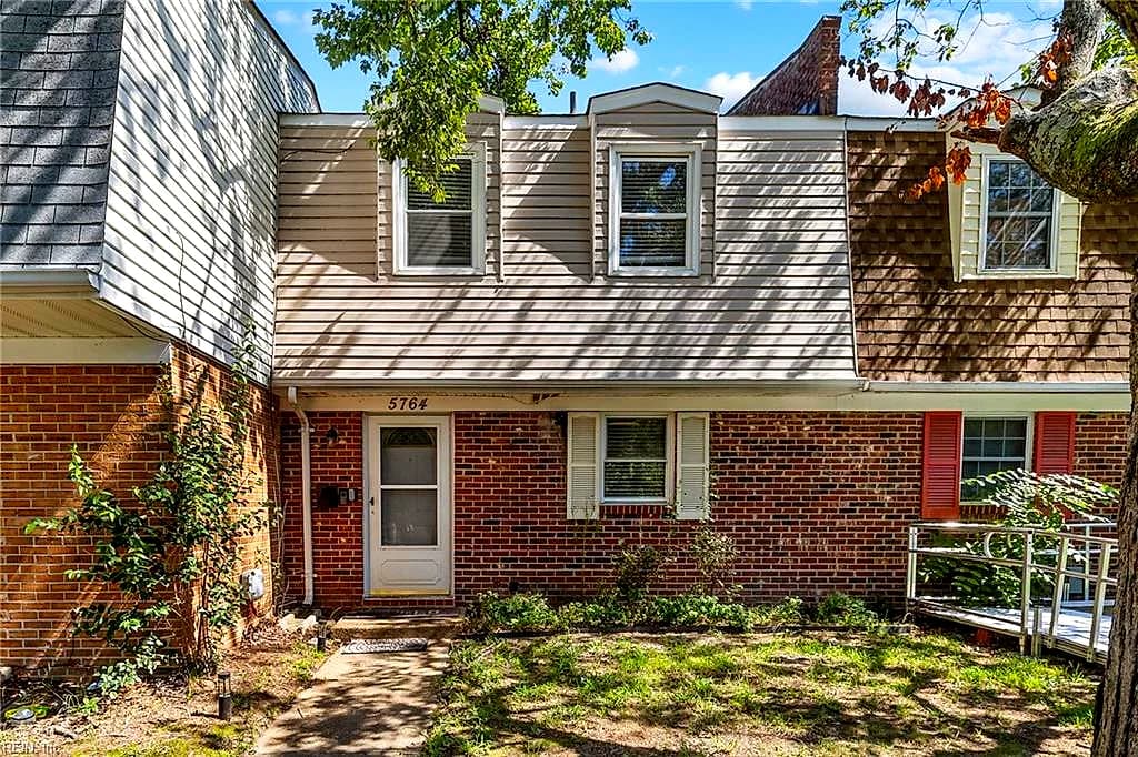 5764 W Hastings ARCH, VIRGINIA BEACH VA 23462 - Main photo