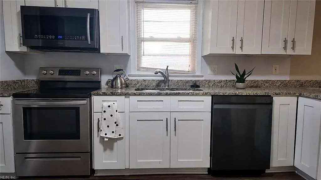 1637 Guthrie ST, VIRGINIA BEACH VA 23464 - Photo 3