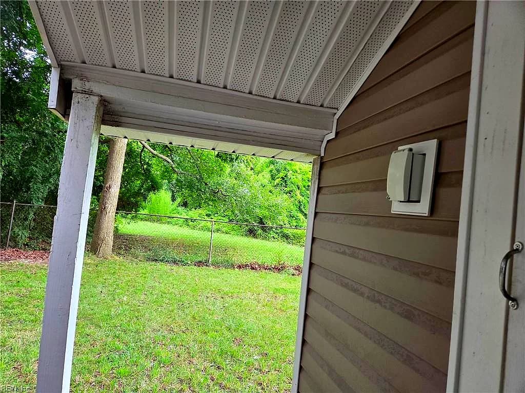 1949 Long Green LN, HAMPTON VA 23663 - Photo 5
