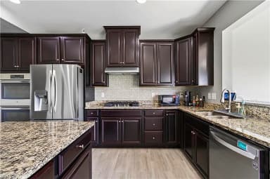 335 Spring Hill PL, SMITHFIELD VA 23430 thumb 8