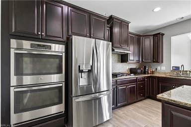335 Spring Hill PL, SMITHFIELD VA 23430 thumb 9