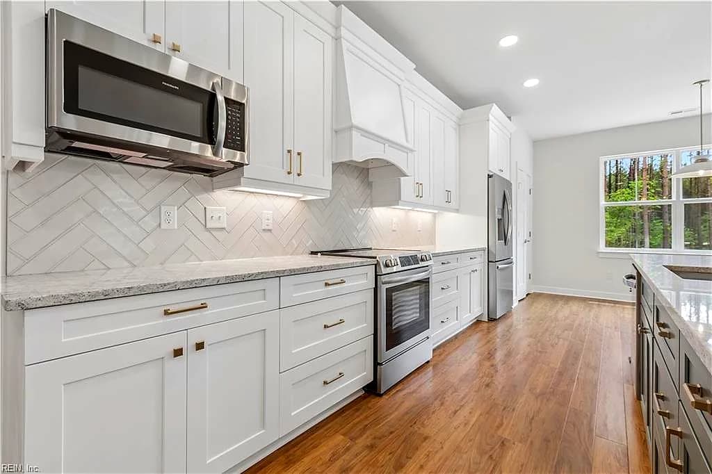 6912 Sunset Cove LN, GLOUCESTER VA 23061 thumb 12