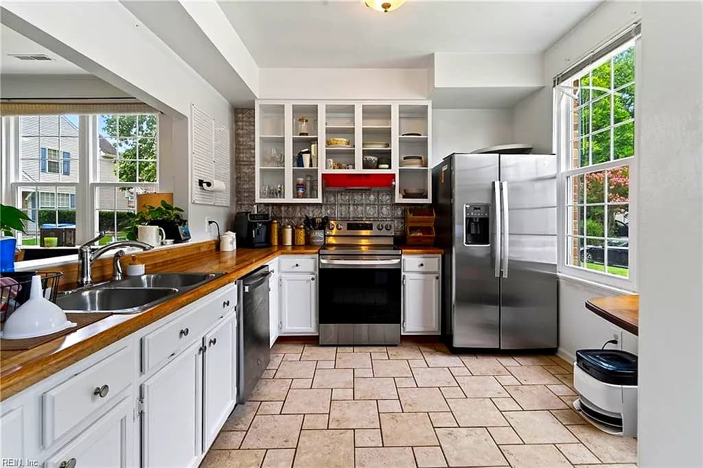 117 Creekstone DR, NEWPORT NEWS VA 23603 thumb 9