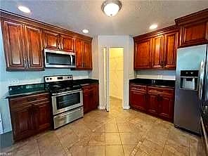 1075 Kenya LN, VIRGINIA BEACH VA 23451 - Photo 4