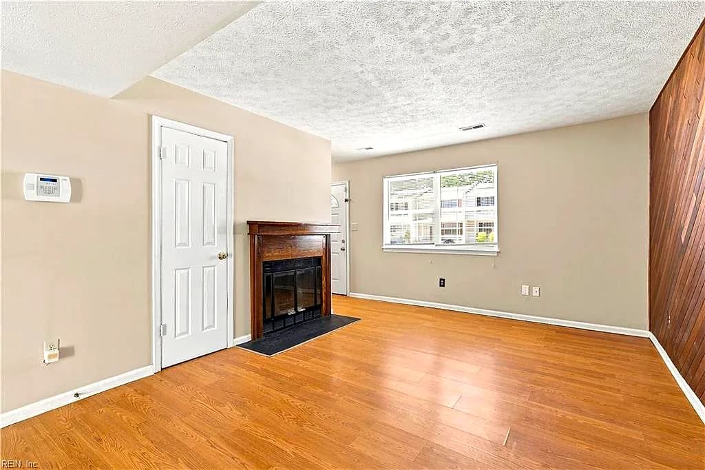 46 Otsego DR, NEWPORT NEWS VA 23602 - Photo 4