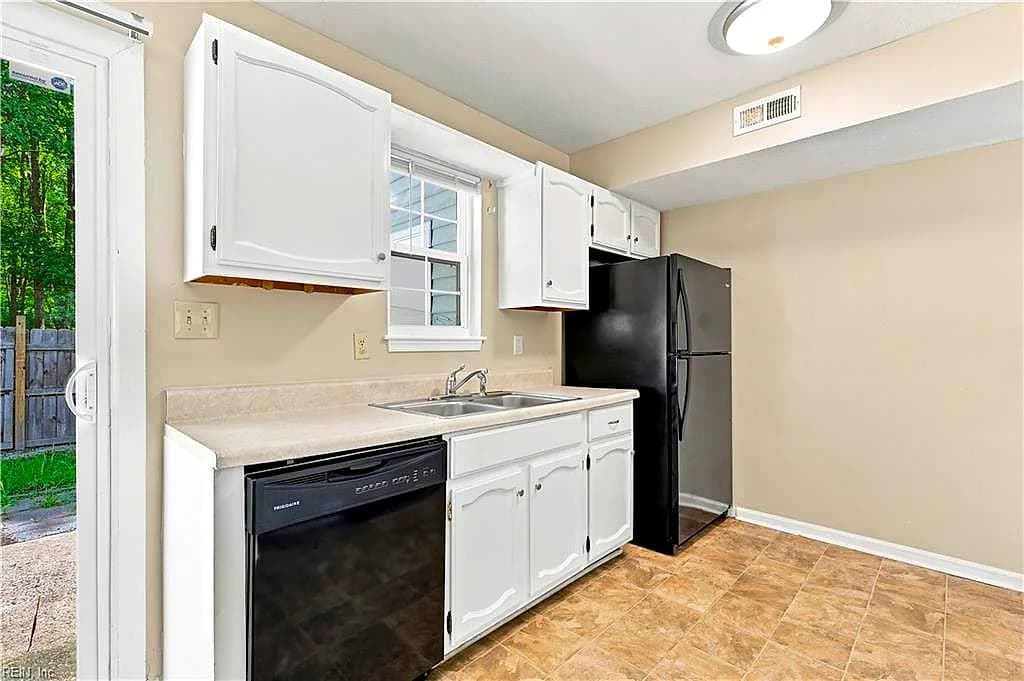 46 Otsego DR, NEWPORT NEWS VA 23602 thumb 9