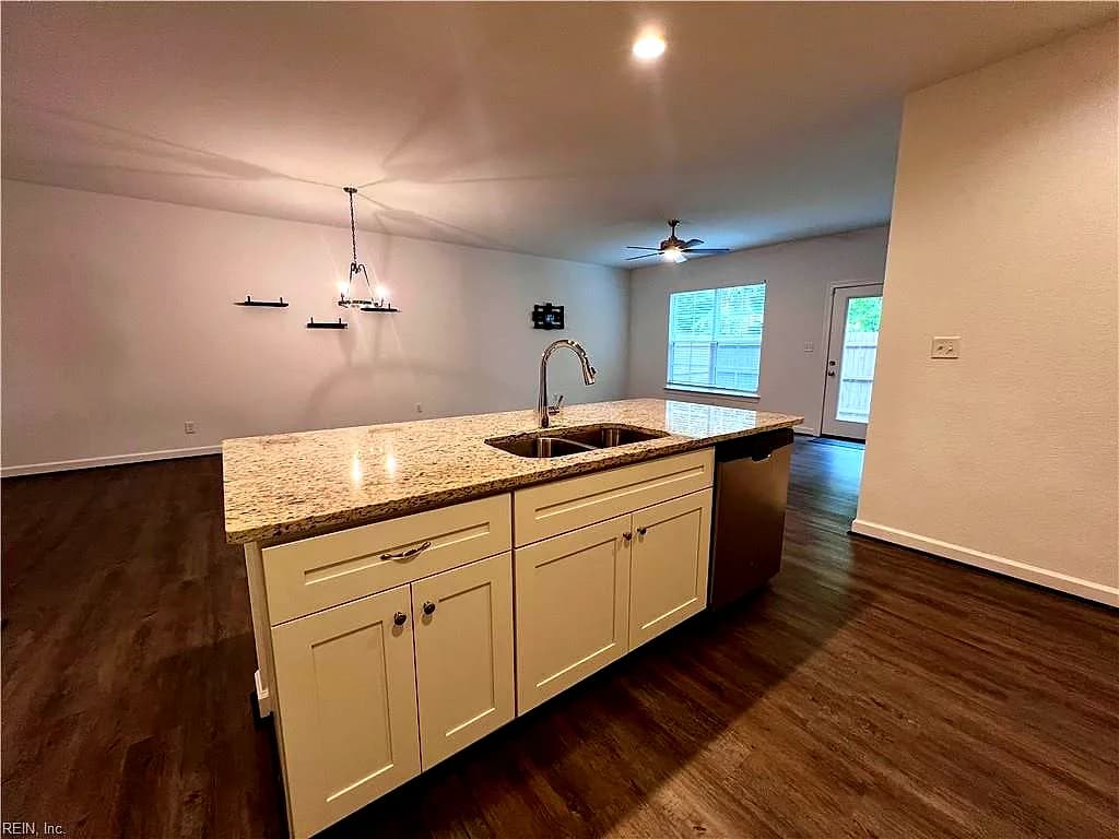 2542 Fieldsway DR, CHESAPEAKE VA 23320 thumb 7