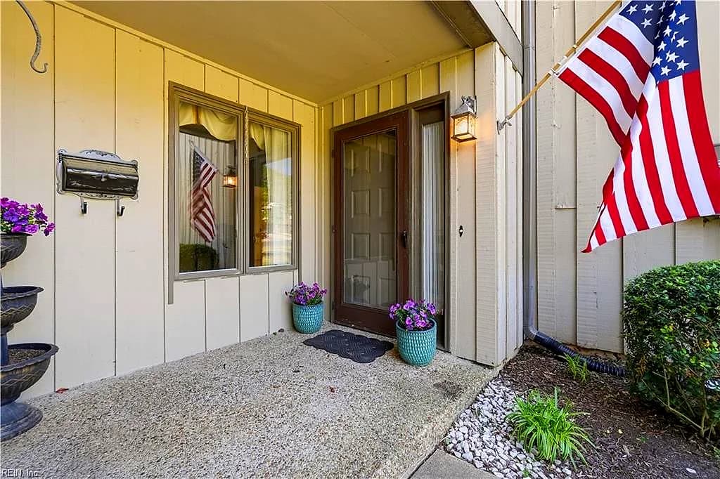 4291 Hatton Point LN, PORTSMOUTH VA 23703 thumb 6