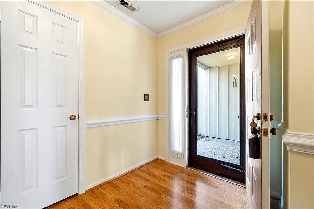4291 Hatton Point LN, PORTSMOUTH VA 23703 thumb 7
