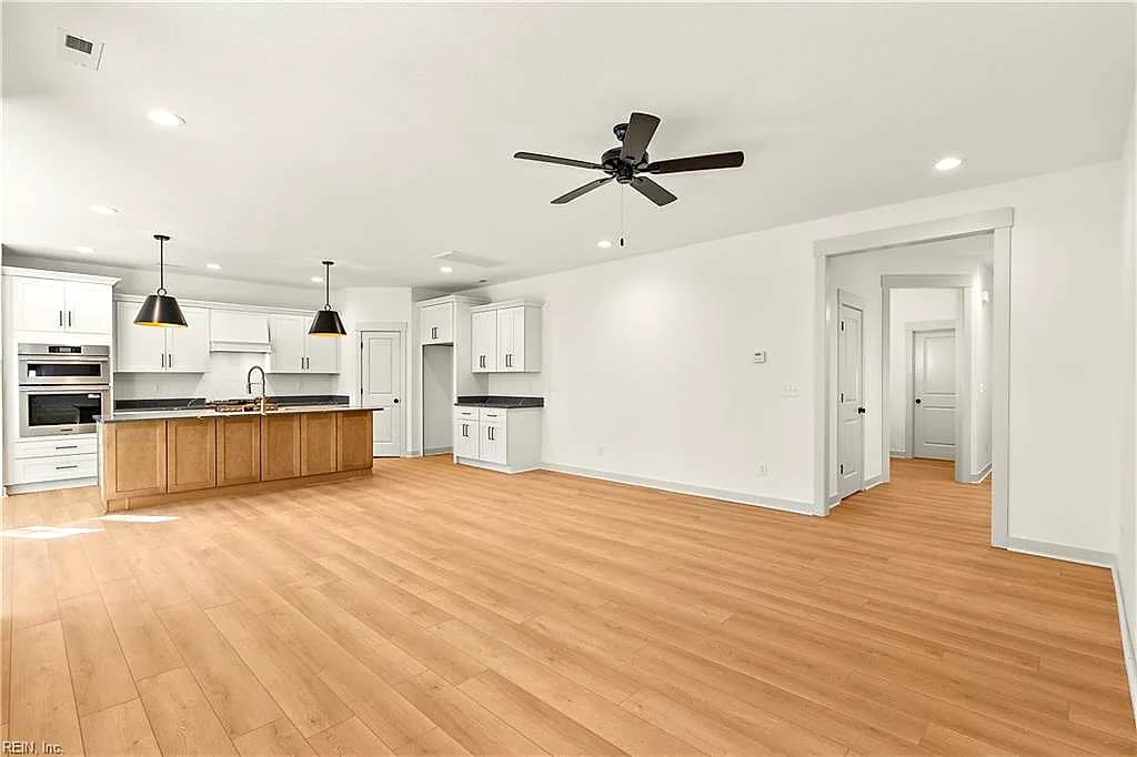1421 Saint Brides Road West RD, CHESAPEAKE VA 23322 thumb 9