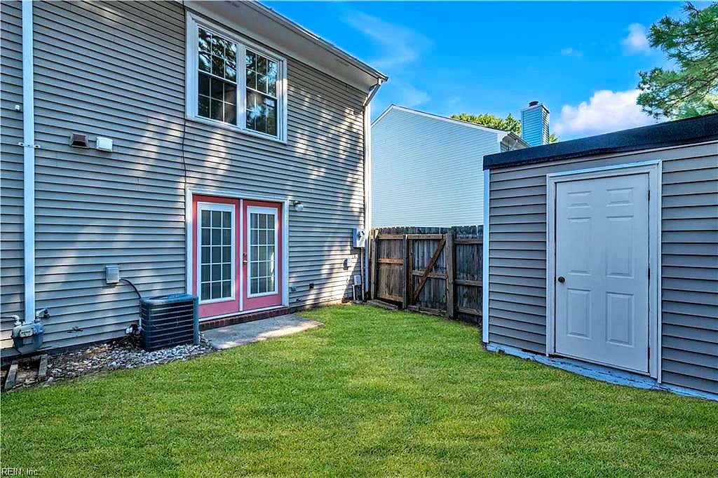 416 Hollomon DR, HAMPTON VA 23666 - Photo 5