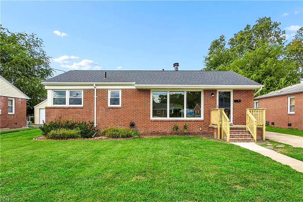 21 Reynolds DR, HAMPTON VA 23664 - Photo 3