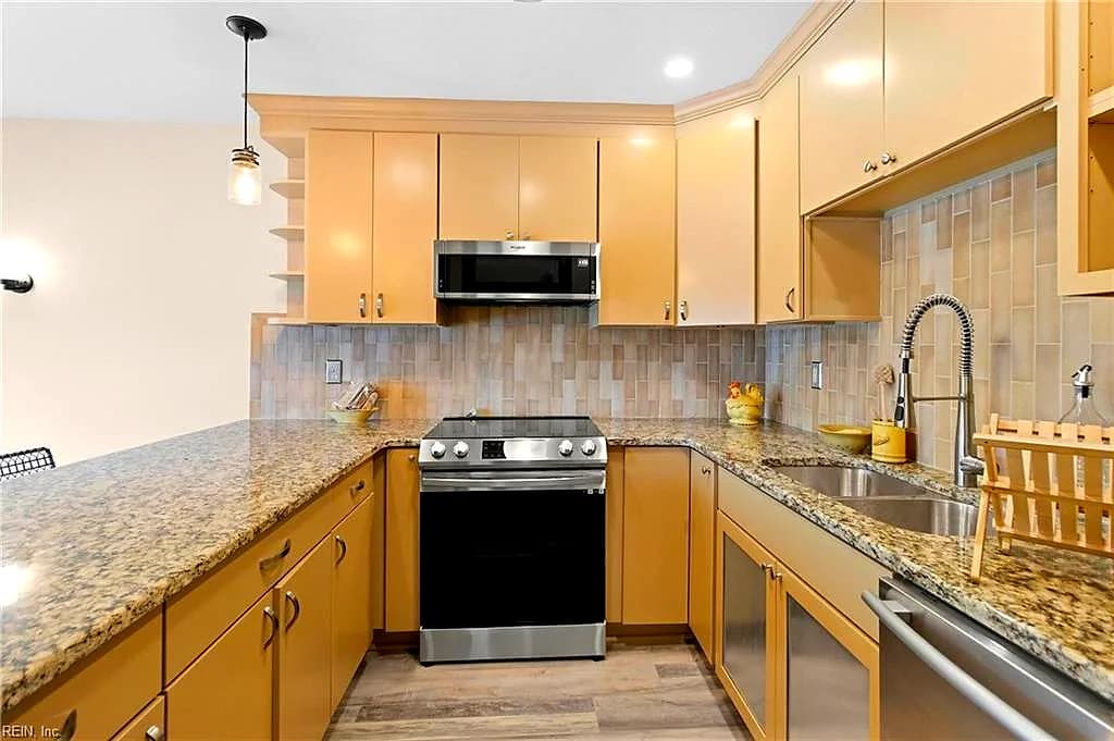 58 Villa Ridge DR, HARTFIELD VA 23071 thumb 11