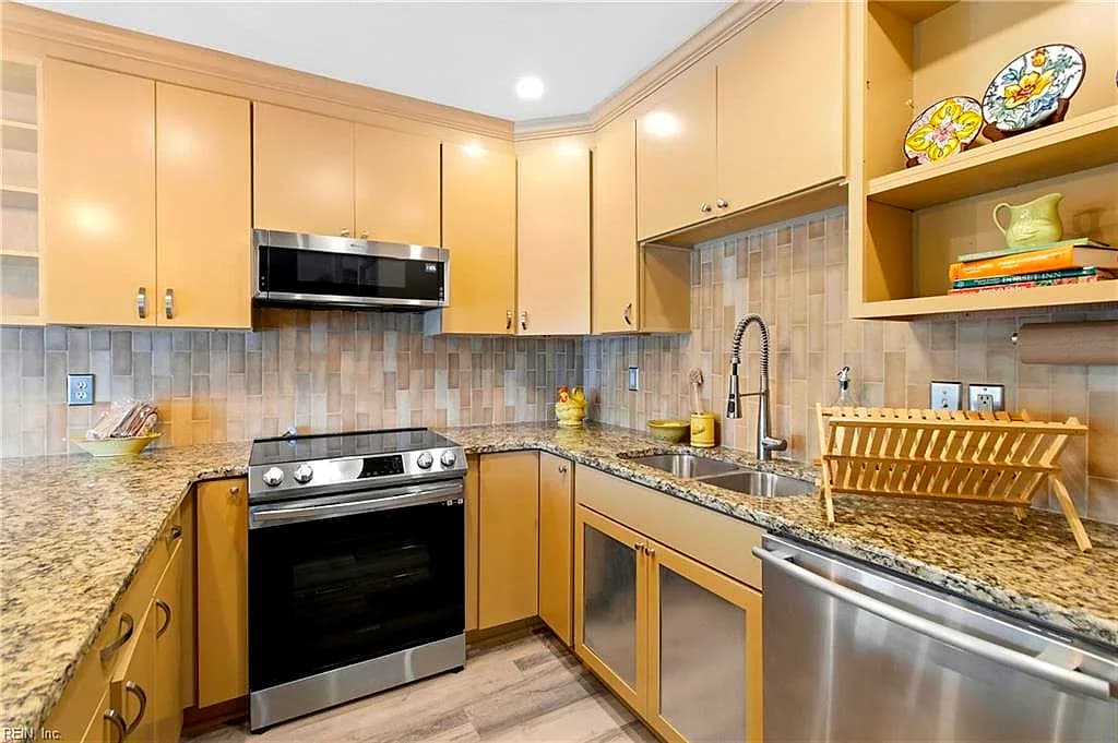 58 Villa Ridge DR, HARTFIELD VA 23071 thumb 10