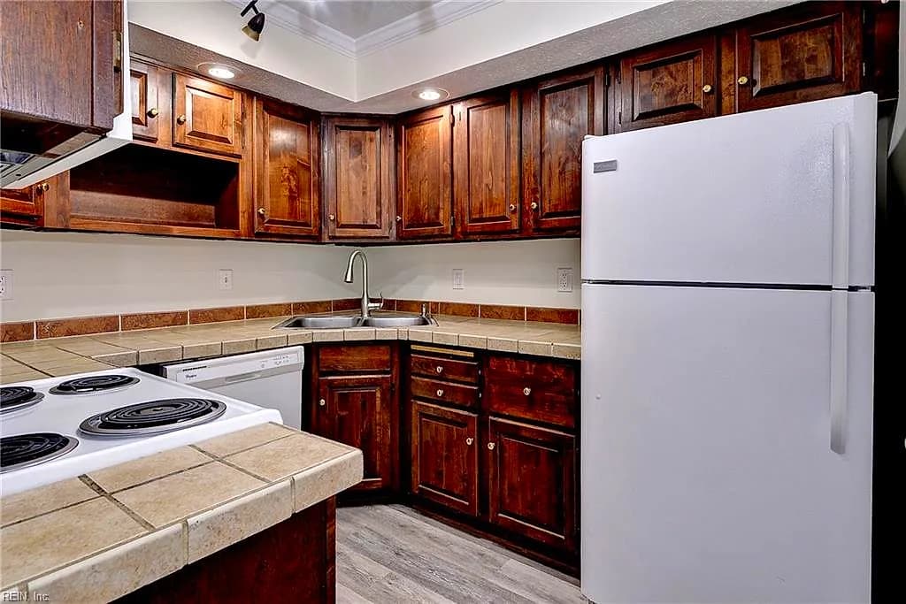 101 Burnt Bridge WAY, YORKTOWN VA 23692 thumb 12