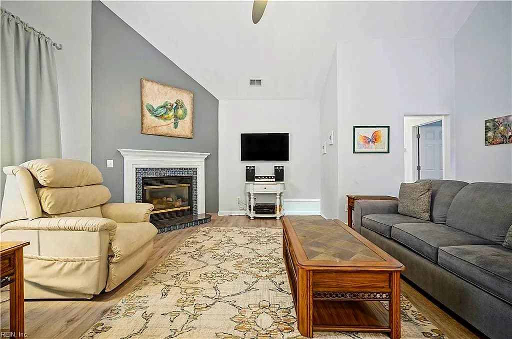 2873 Einstein DR, VIRGINIA BEACH VA 23456 - Photo 3