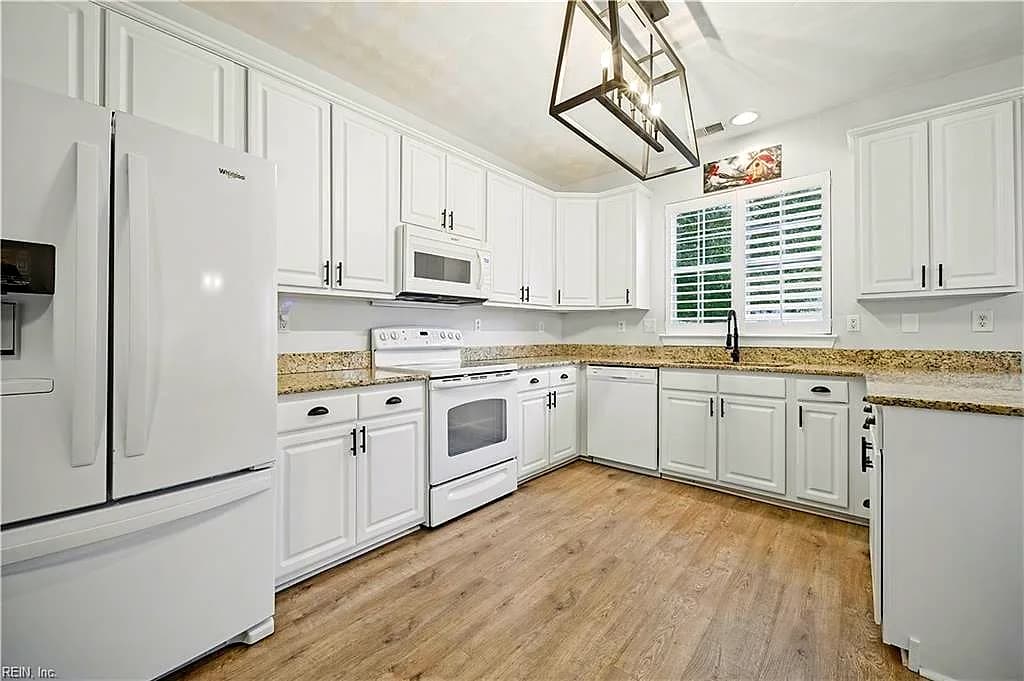 2873 Einstein DR, VIRGINIA BEACH VA 23456 thumb 10