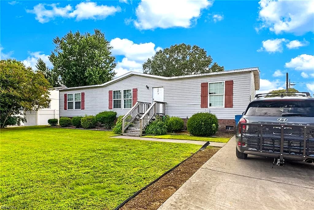 1313 Skylark DR, VIRGINIA BEACH VA 23453 - Photo 3