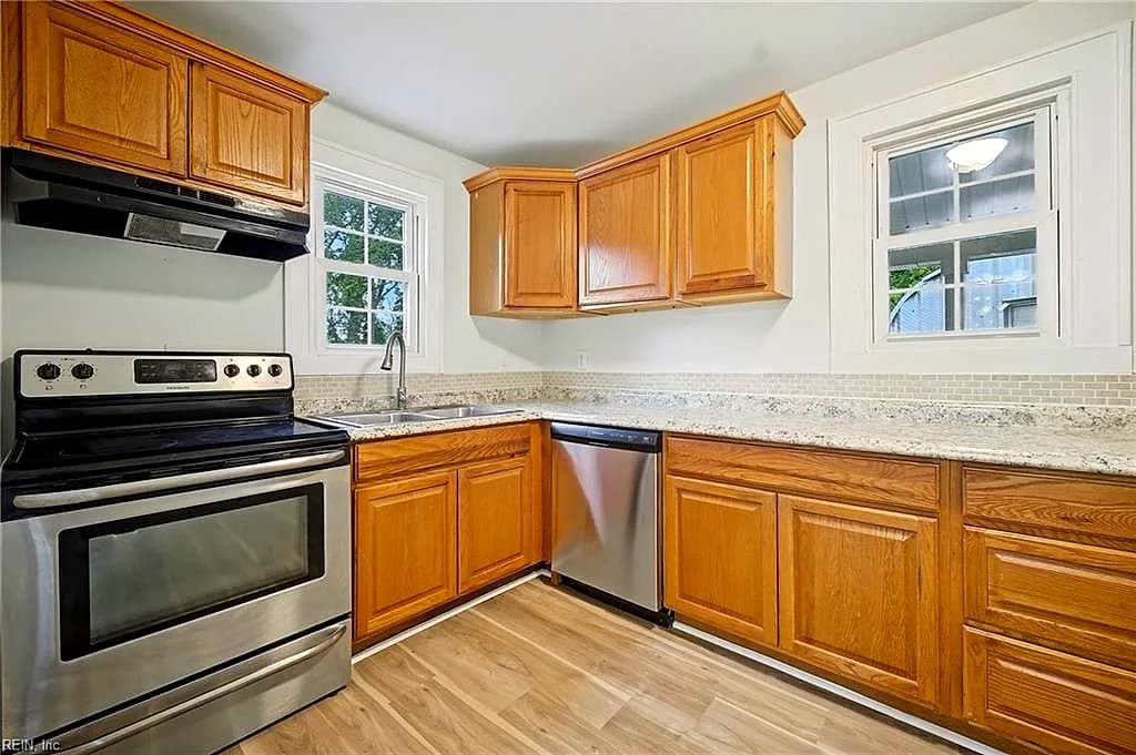 2705 Verell ST, HAMPTON VA 23661 thumb 11