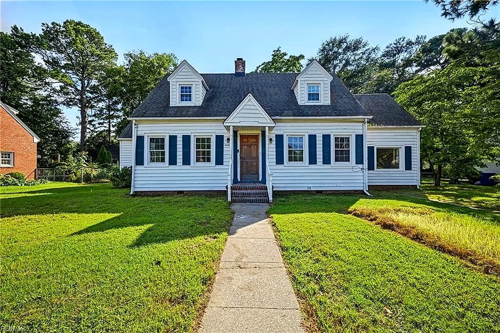 4407 Green Acres PW, PORTSMOUTH VA 23703 - Photo 2