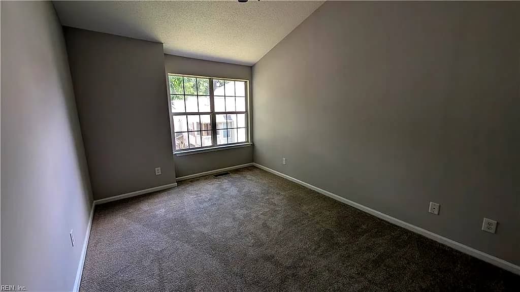 12912 Daybreak CIR, NEWPORT NEWS VA 23602 thumb 10