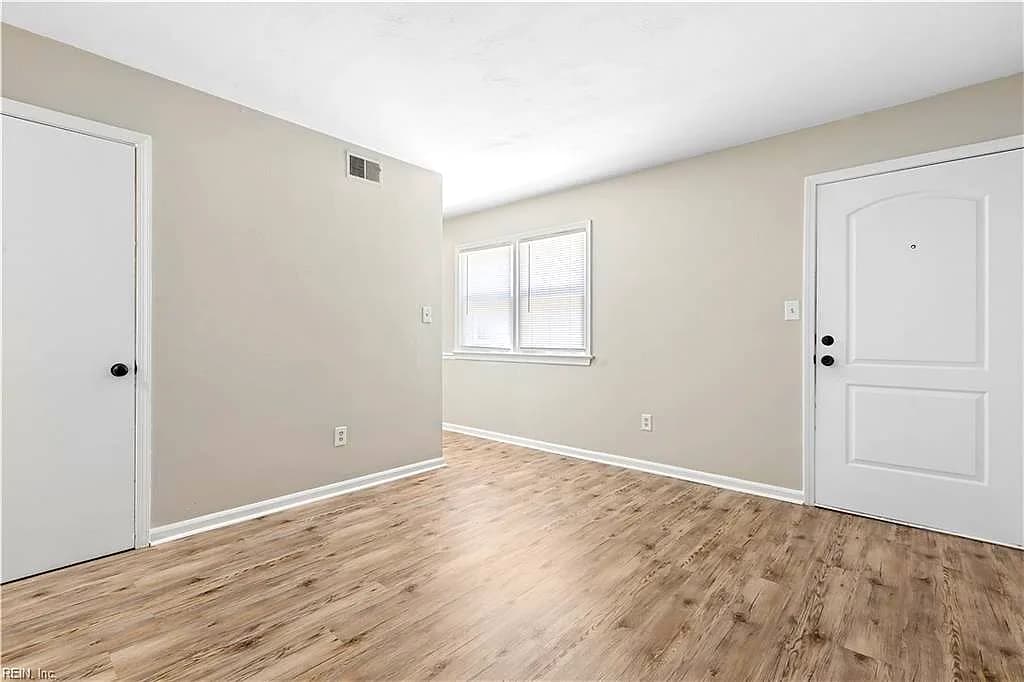 2709 Azalea Garden RD #D2, NORFOLK VA 23513 - Photo 5
