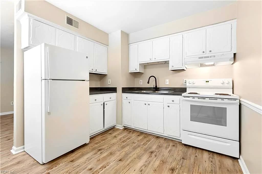 2709 Azalea Garden RD #D2, NORFOLK VA 23513 thumb 7