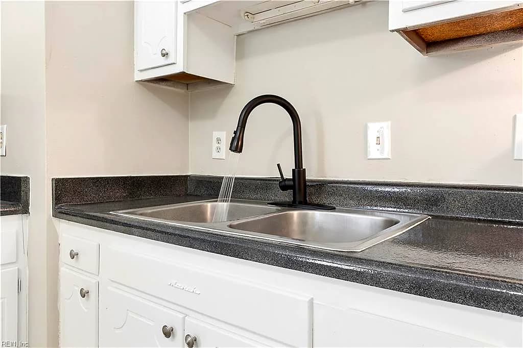 2709 Azalea Garden RD #D2, NORFOLK VA 23513 thumb 8