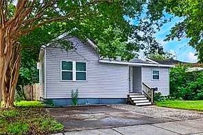 9454 Hickory ST, NORFOLK VA 23503 - Main photo