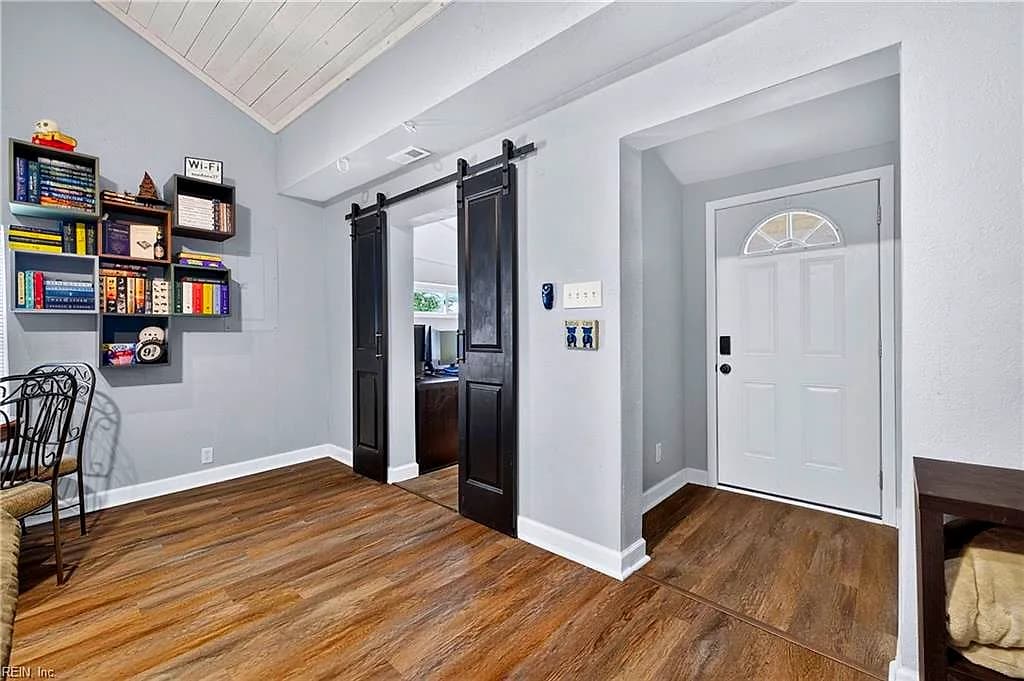 9454 Hickory ST, NORFOLK VA 23503 - Photo 3