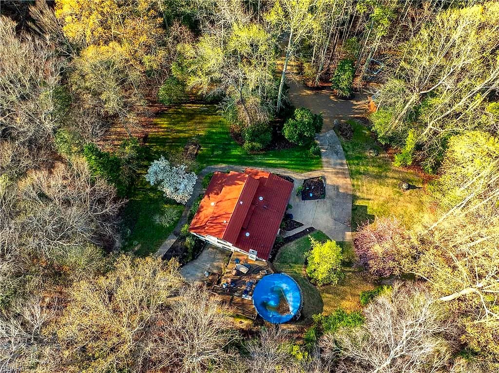 15465 Holly DR, SMITHFIELD VA 23430 - Photo 3