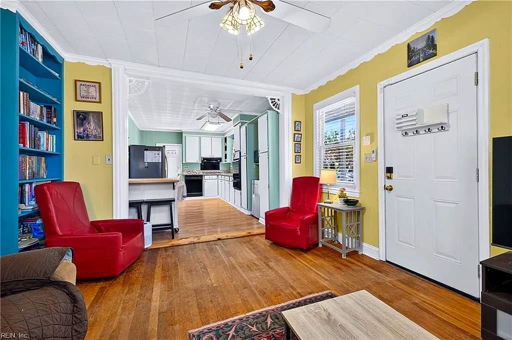 3608 Essex CIR, NORFOLK VA 23513 - Photo 5