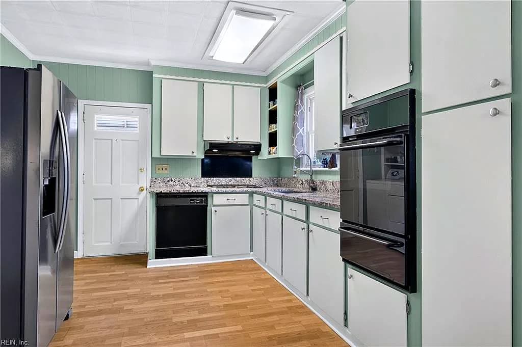 3608 Essex CIR, NORFOLK VA 23513 thumb 6