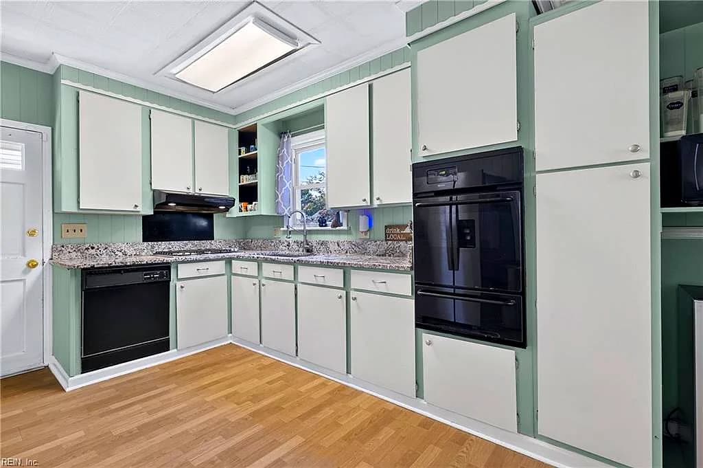 3608 Essex CIR, NORFOLK VA 23513 thumb 7