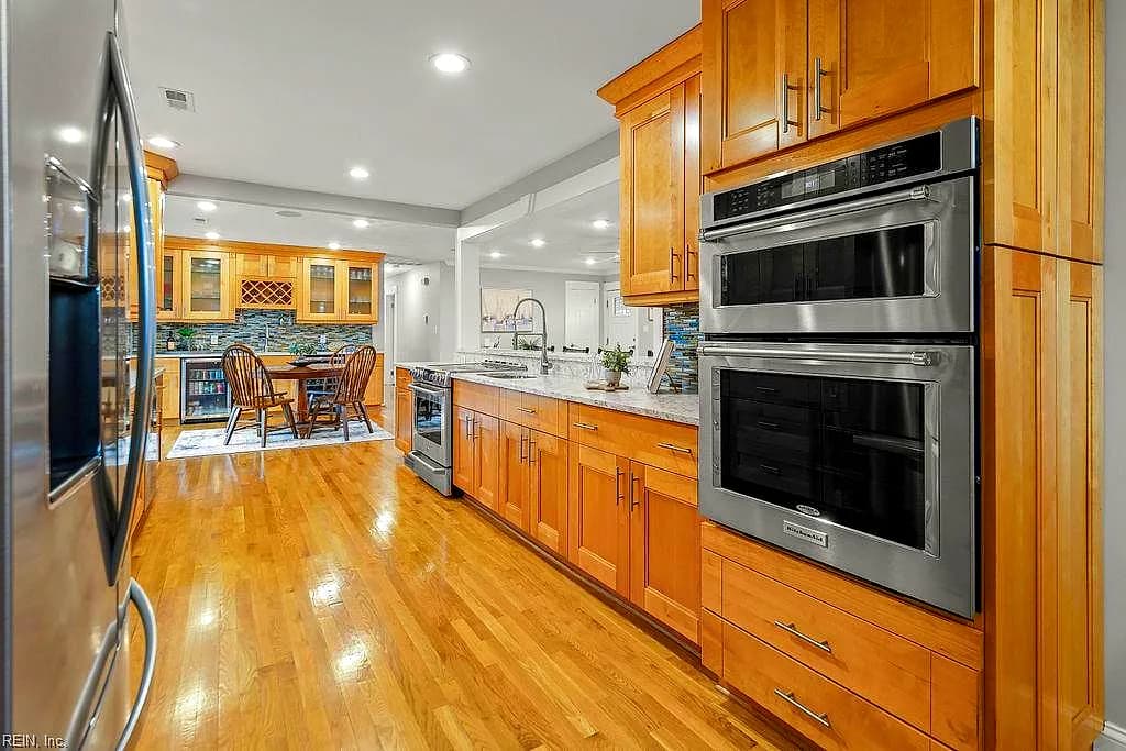 206 Raymond DR, SEAFORD VA 23696 thumb 11