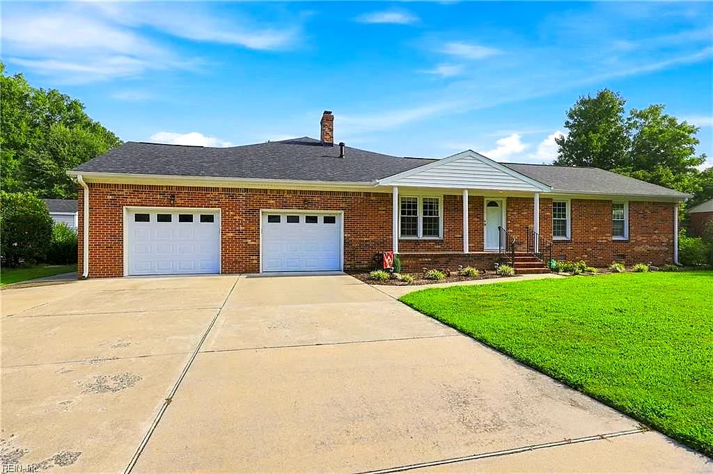 213 Britwell DR, CHESAPEAKE VA 23322 - Photo 5