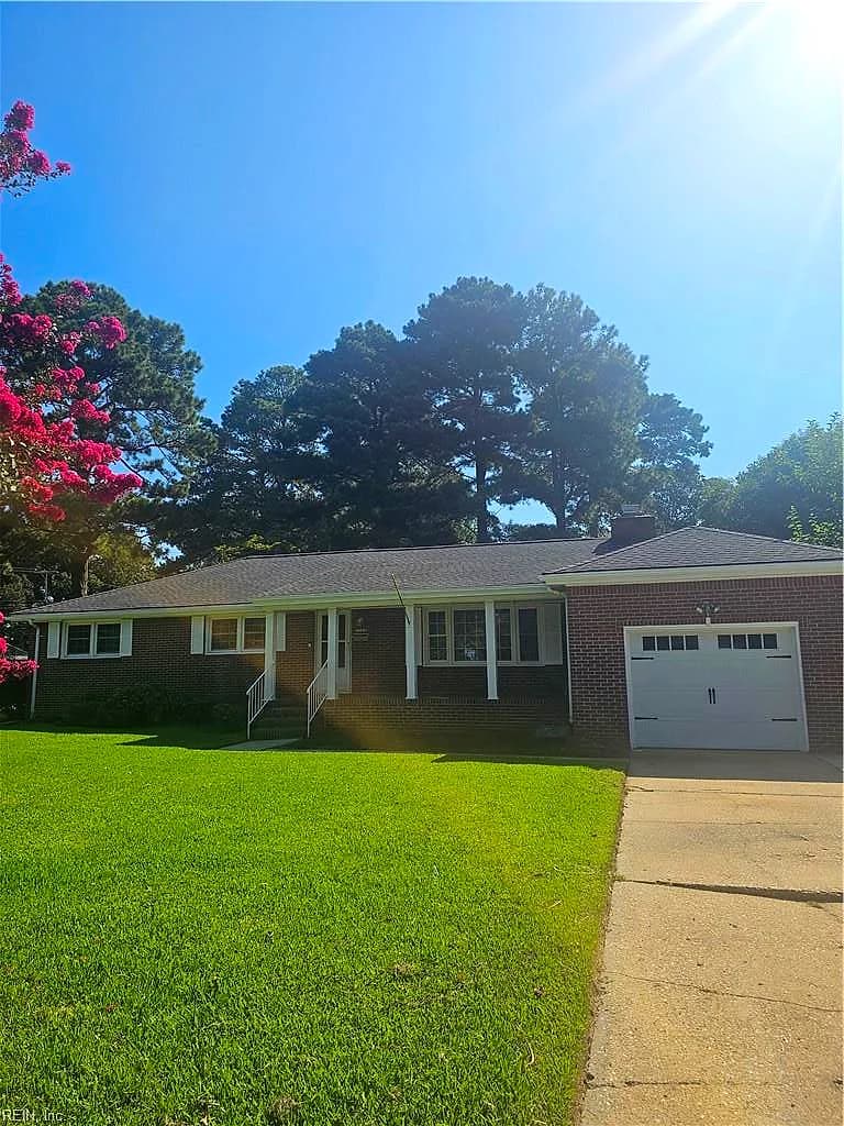 7022 Gardner DR, NORFOLK VA 23518 - Main photo