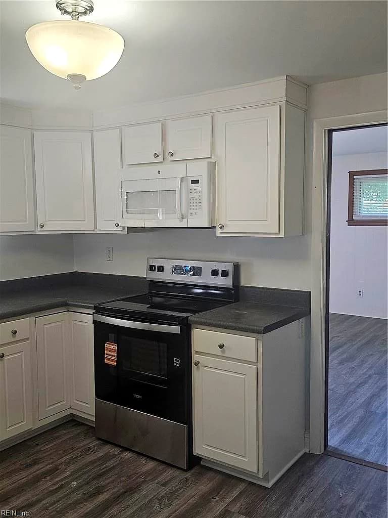 7022 Gardner DR, NORFOLK VA 23518 thumb 6