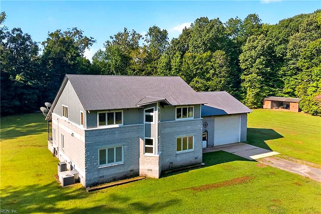 2985 Indian Creek RD, VIRGINIA BEACH VA 23457 - Photo 3