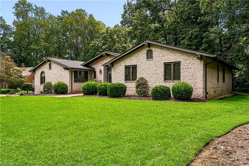 688 Fairfax WAY, WILLIAMSBURG VA 23185 - Photo 3