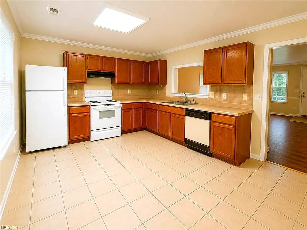 2931 Leta CT, HAMPTON VA 23666 thumb 8