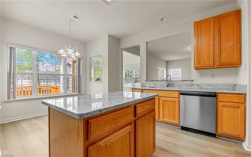 310 Canaan CIR, SUFFOLK VA 23435 thumb 11