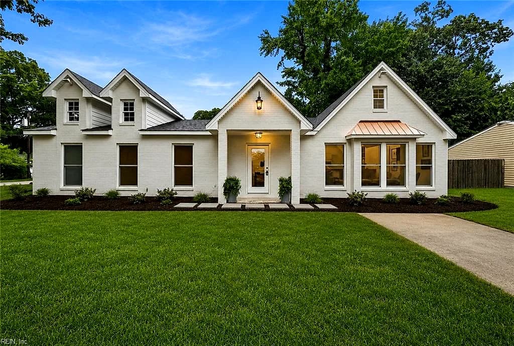 300 Dillon DR, VIRGINIA BEACH VA 23452 - Photo 2