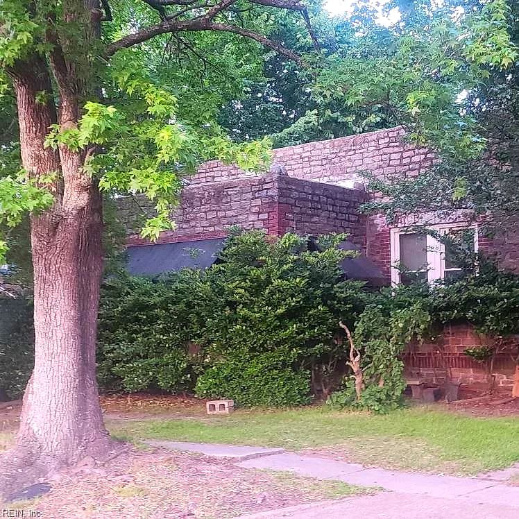 68 Gillis RD, PORTSMOUTH VA 23702 - Main photo