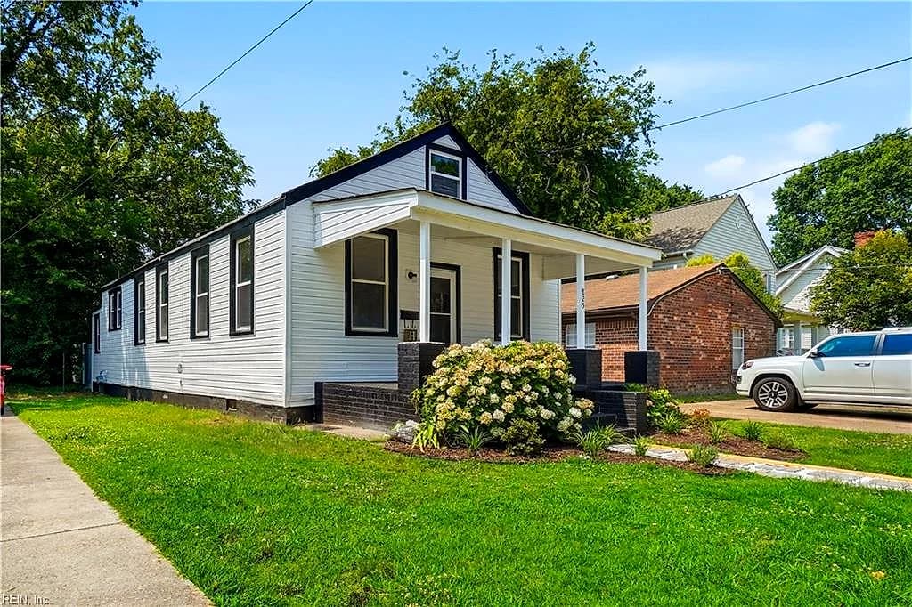 825 48th ST, NORFOLK VA 23508 - Photo 2